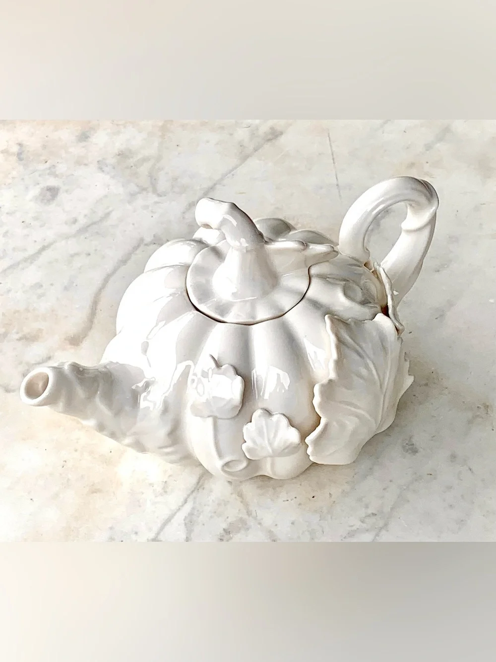 GRACE’S TEAWARE AUTUMN PUMPKIN TEA POT & LID WHITE BONE VINES 3D NEW PORCELAIN
